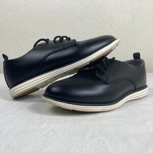 Cat & Jack Boys Black Lace Up Dress Shoes Lightweight Sole Size 5
